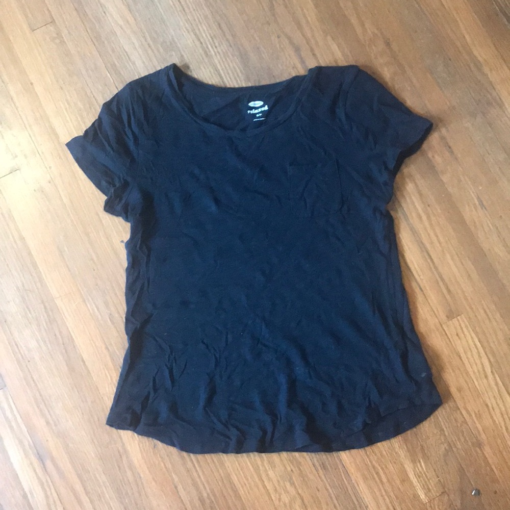 Old Navy Black Tee